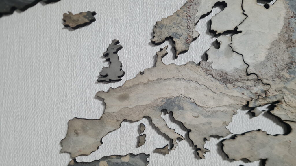 Европа - карта из камня